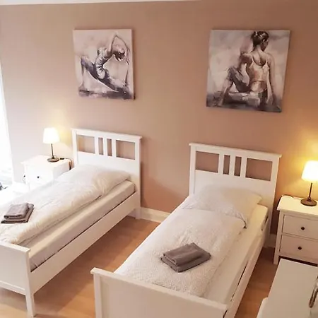 Modern & Chic With Terrace Or Balcony Apartament *