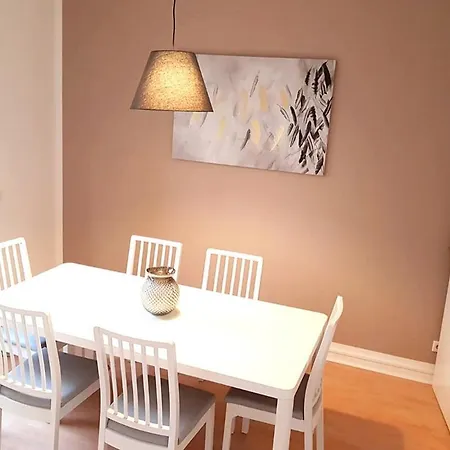 Apartament Modern & Chic With Terrace Or Balcony Neuss