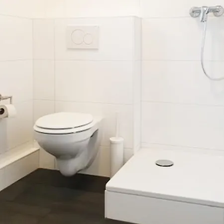 Modern & Chic With Terrace Or Balcony * Neuss