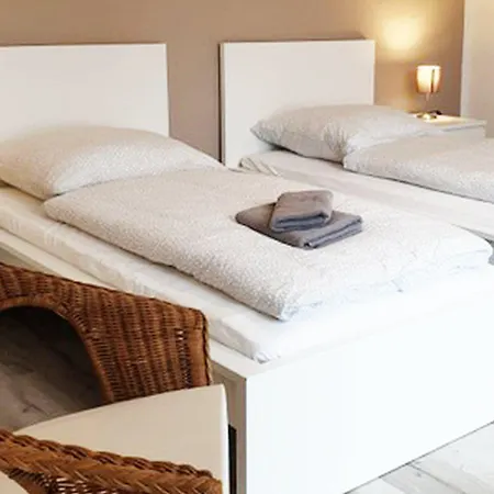 Apartament Modern & Chic With Terrace Or Balcony Neuss