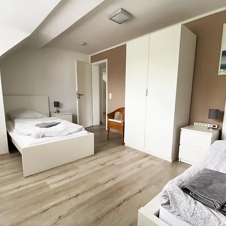 Apartament Modern & Chic With Terrace Or Balcony Neuss