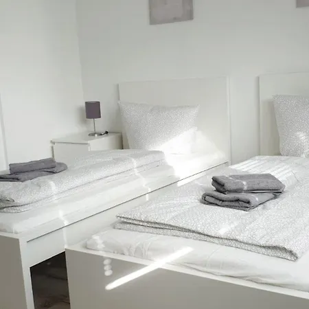 Apartament Modern & Chic With Terrace Or Balcony