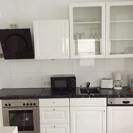 Apartament Modern & Chic With Terrace Or Balcony