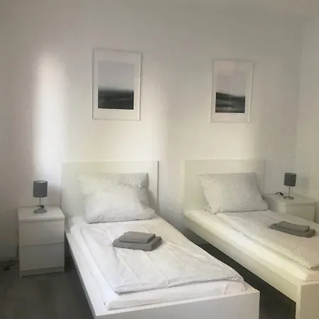 Modern & Chic With Terrace Or Balcony Apartament *