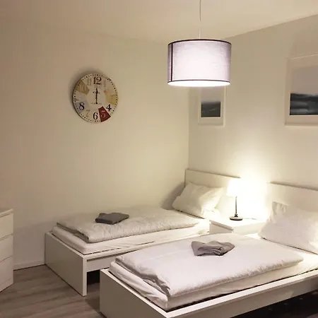 Modern & Chic With Terrace Or Balcony * Neuss