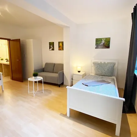 Modern & Chic With Terrace Or Balcony * Neuss