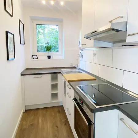 Apartament Modern & Chic With Terrace Or Balcony Neuss