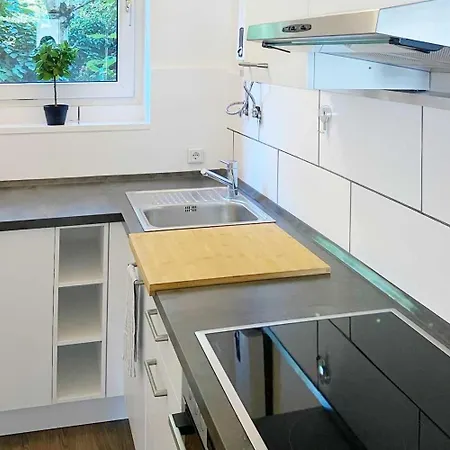 Apartament Modern & Chic With Terrace Or Balcony Neuss