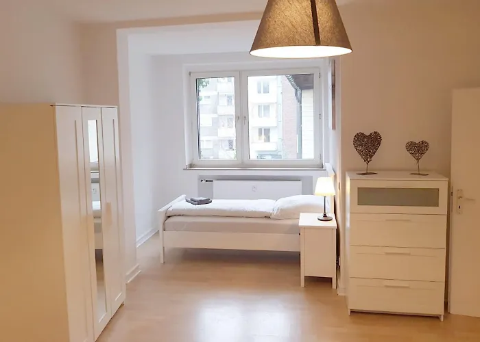 Modern & Chic With Terrace Or Balcony * Neuss