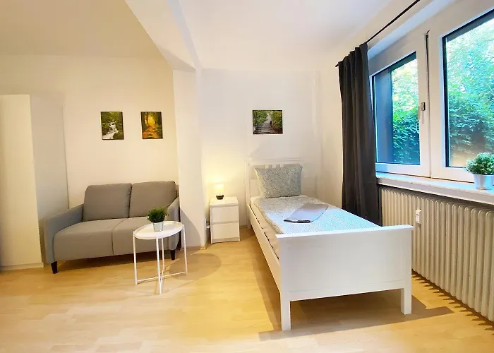 Modern & Chic With Terrace Or Balcony Apartment *