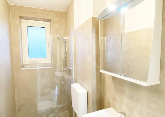 Modern & Chic With Terrace Or Balcony Appartamento *