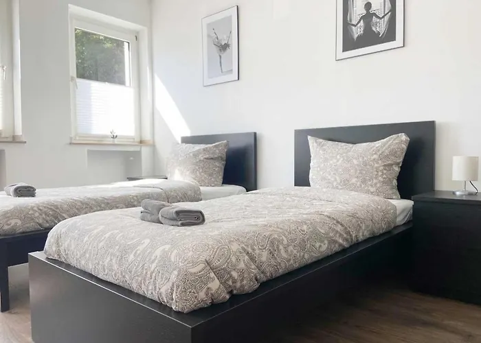 Modern & Chic With Terrace Or Balcony Apartment Neuss